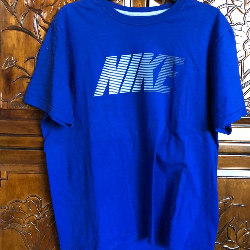 Nike Tee